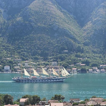 Apartments Sea View Kotor Extérieur photo