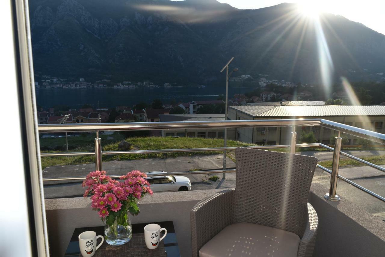 Apartments Sea View Kotor Extérieur photo