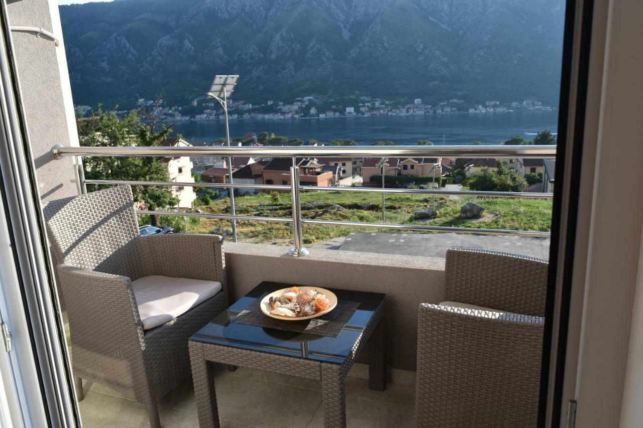 Apartments Sea View Kotor Extérieur photo